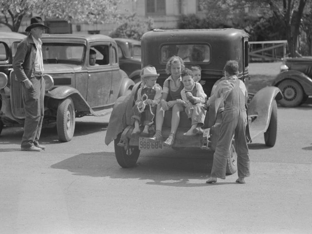 Children On Back Of Automobile, San Augustine, Texas By Russell Lee