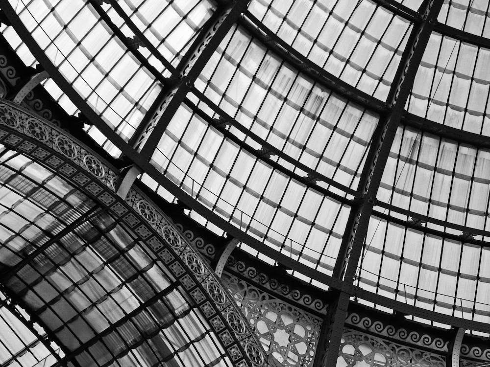 Galleria Glass Curves - Milan Italy