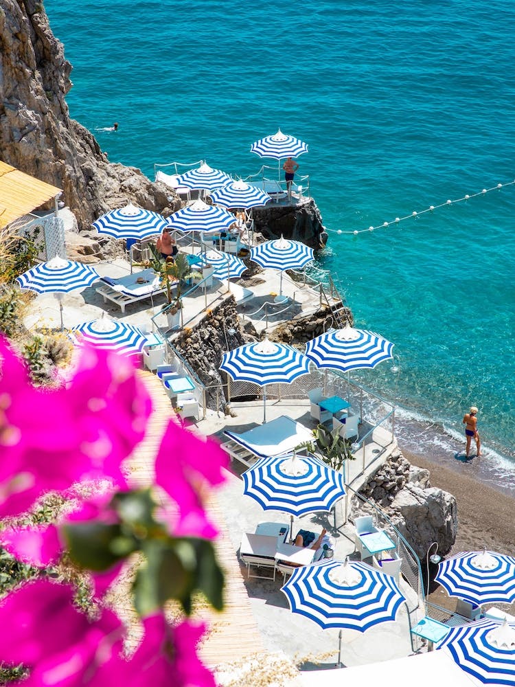 Positano Beach Umbrella Flowers