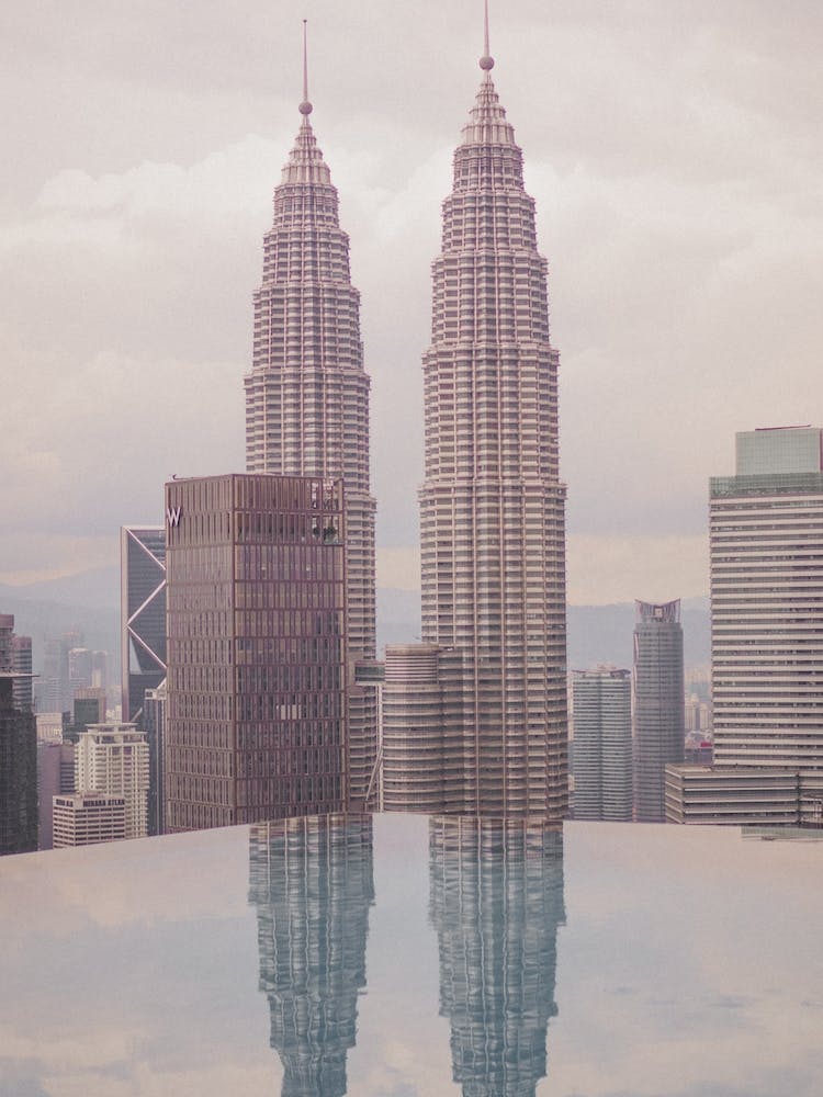 Petronas Twin Towers 5