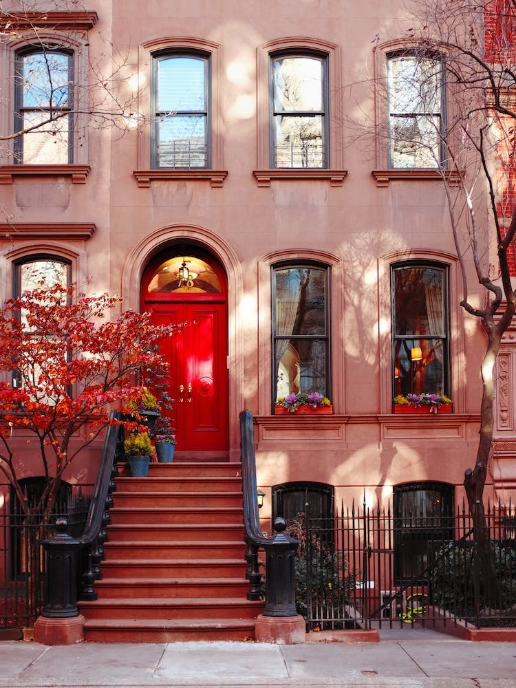 Rote Tür im Herbst, New York