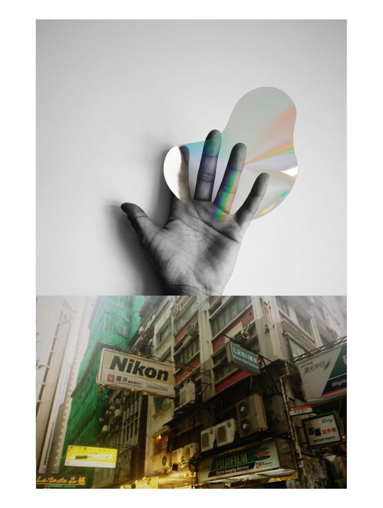 Nikon Hand
