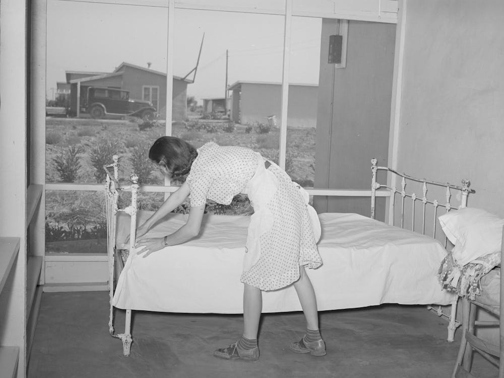 Untitled Photo, Possibly Related To Wife Of Member Of The Casa Grande Valley Farms, Pinal County, Arizona Making