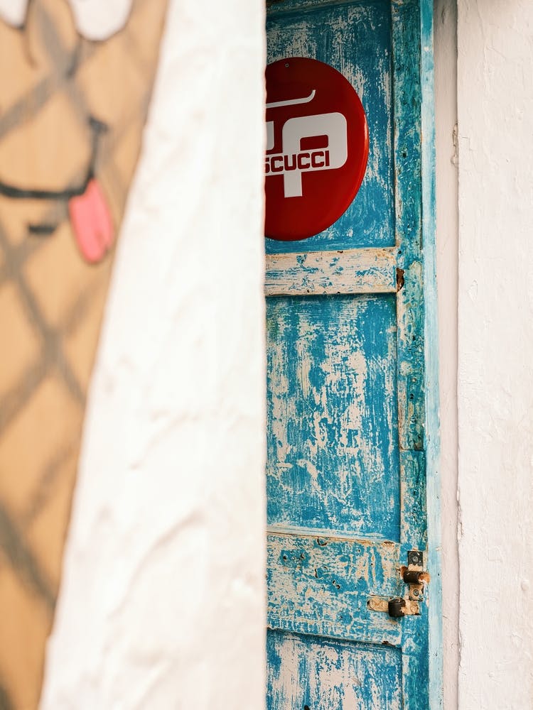Ice cream door // Ibiza Travel Photography
