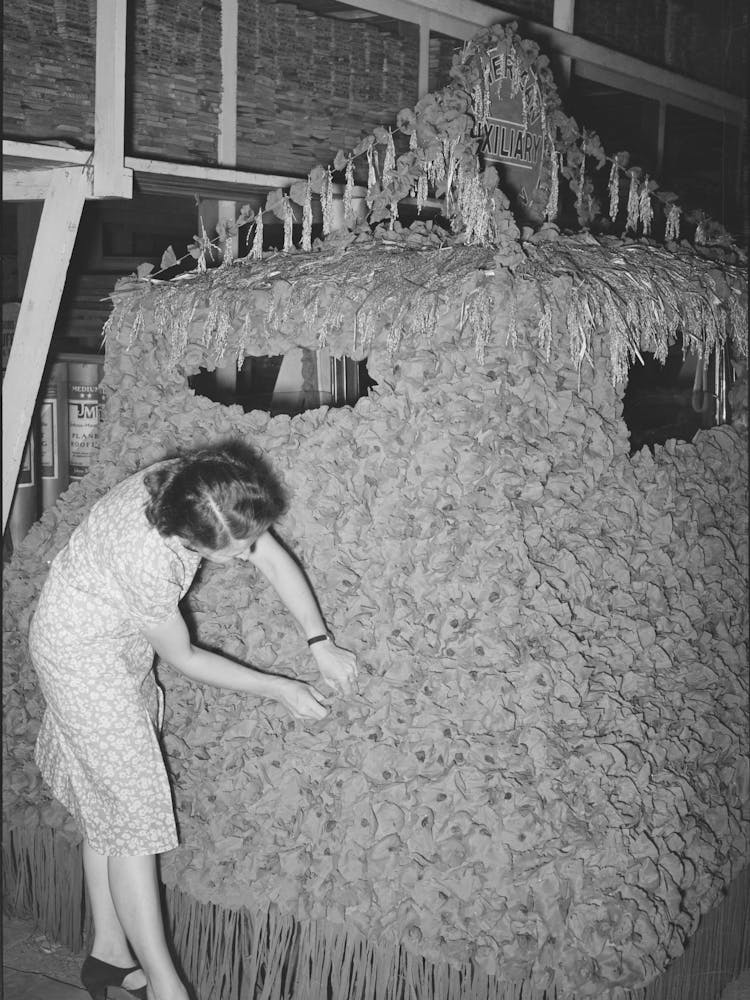 Decorating An American Legion Auxiliary Float At National Rice Festival, Crowley, Louisiana By Russell Lee