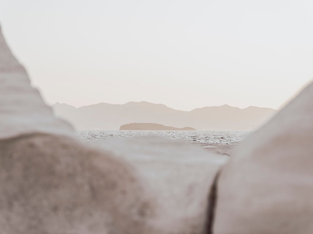 Sculpted Serenity, Sarakiniko