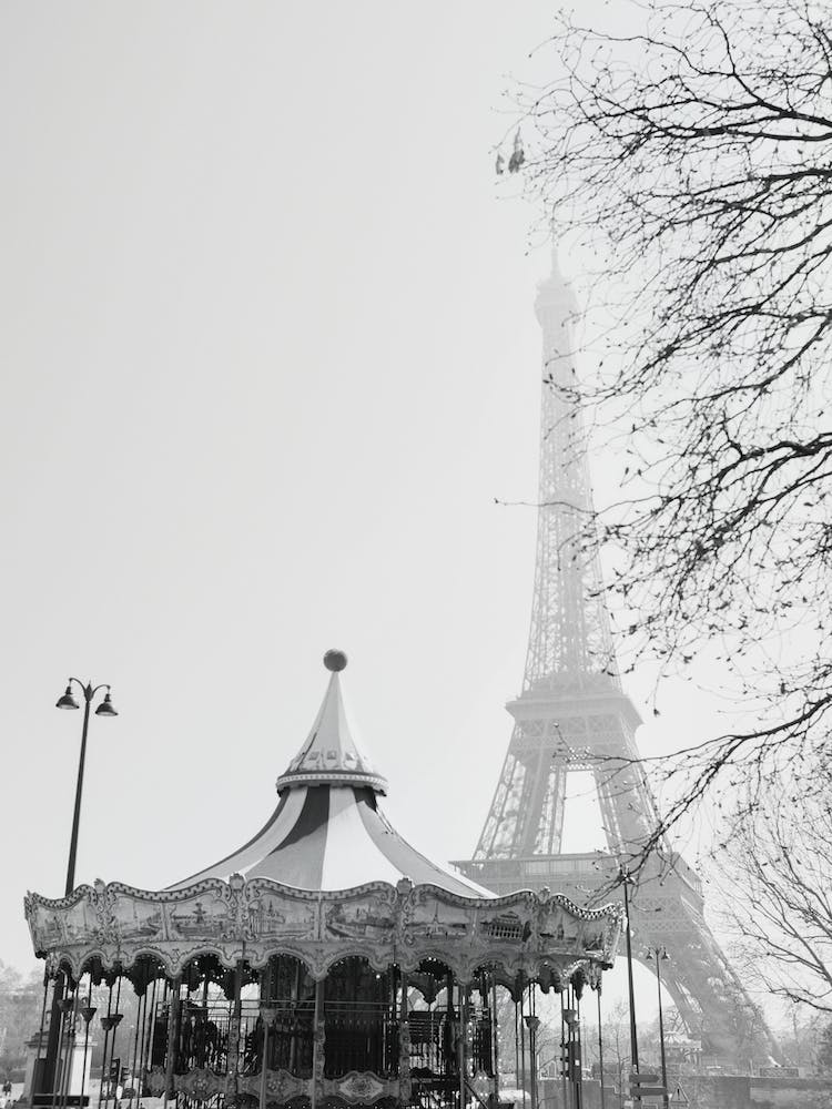 Eiffel Go Round, Paris