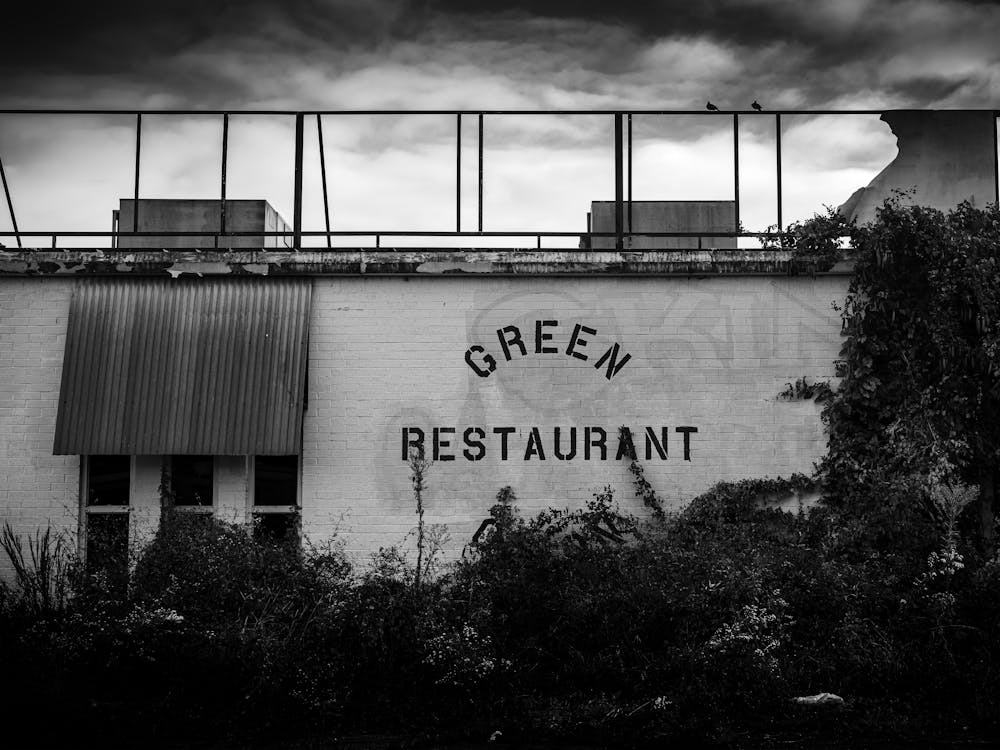 green restaurant Black & White