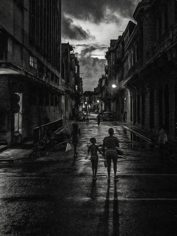 Shadowy Figures Havana