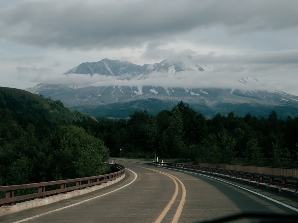Road to Mount Saint Helens