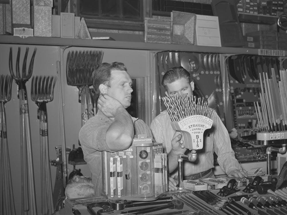 Member Of The United Producers And Consumers Cooperative Selecting A Drill, Phoenix, Arizona By Russell Lee