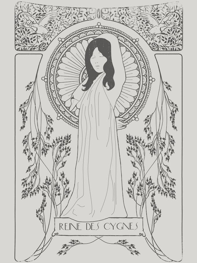 Reine Des Cygnes In Grey