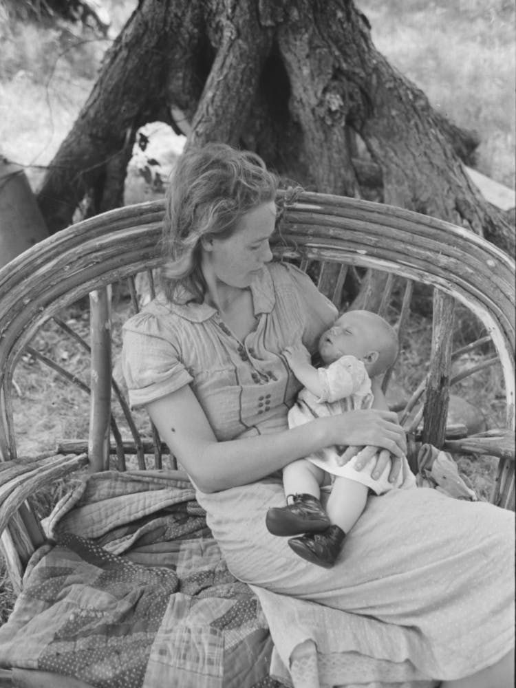 Untitled Photo, Possibly Related To Wife And Child Of Itinerant Cane Furniture Maker And Agricultural Day Laborer