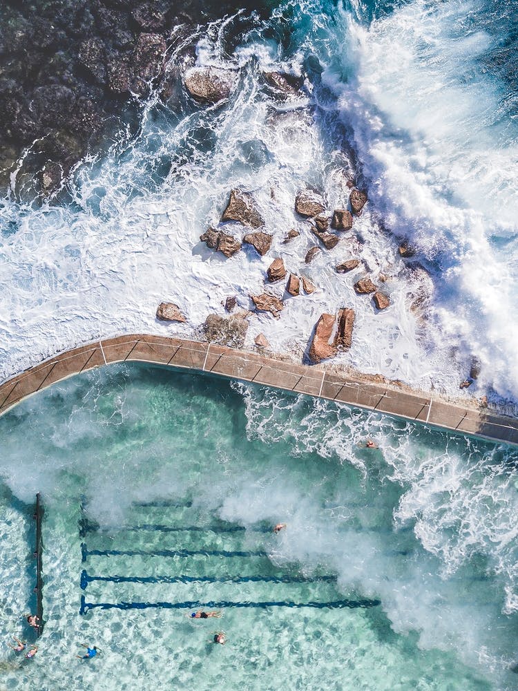 Bronte Ocean Pool Wave