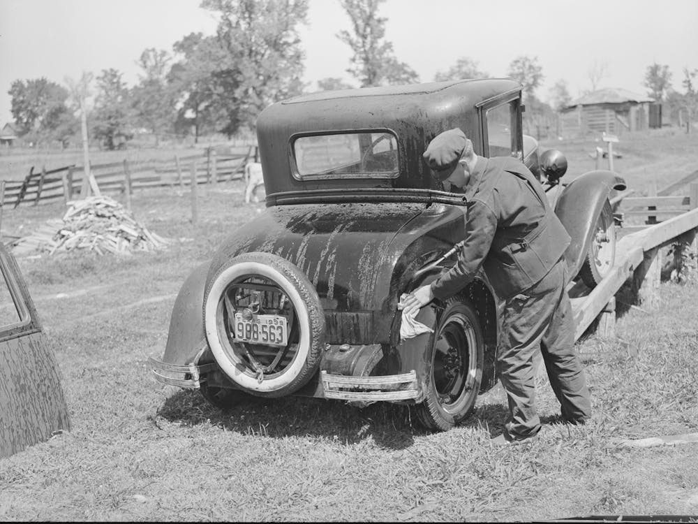 Washing Automobile, San Augustine, Texas By Russell Lee