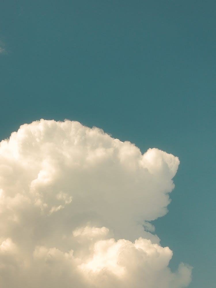 Cloud Stock Videos & Royalty-Free Footage