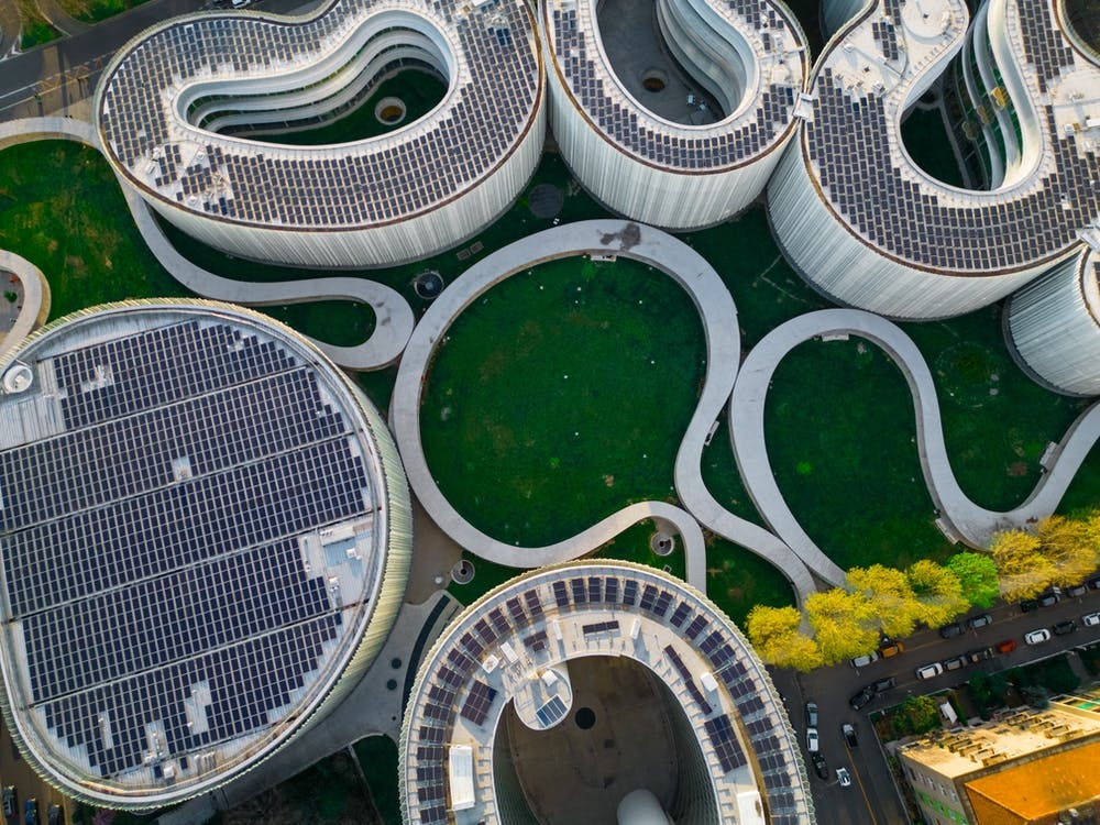 Bocconi University Milano, Italy. Poster italiano. Foto aerea