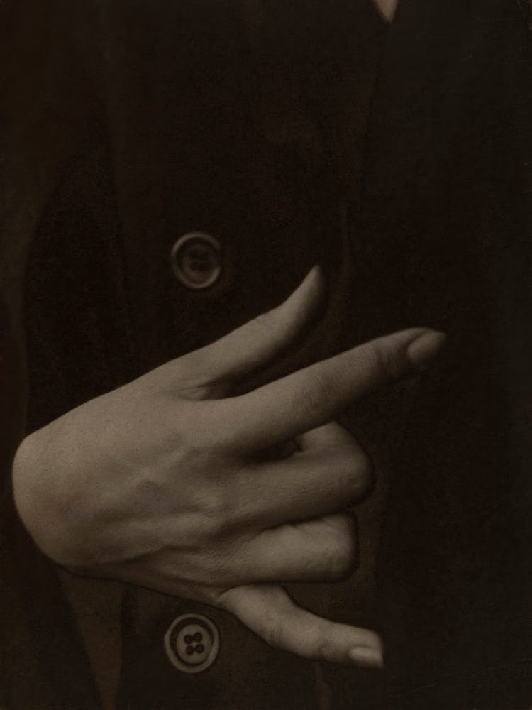 Georgia O’Keeffe—Hand (1918), Alfred Stieglitz