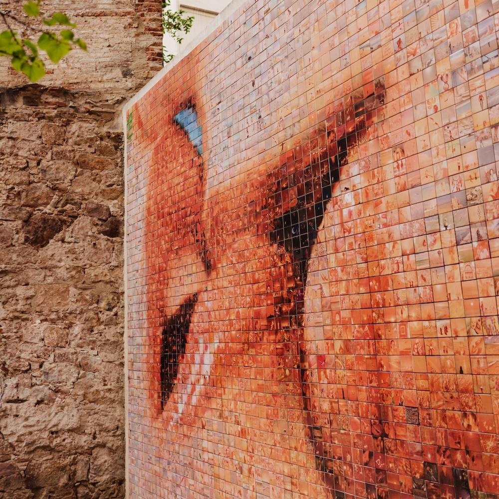 Barcelona Kiss