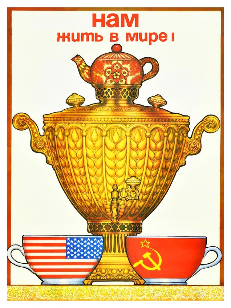 To live in peace, USSR, 1988 — Vintage Kitchen Wall