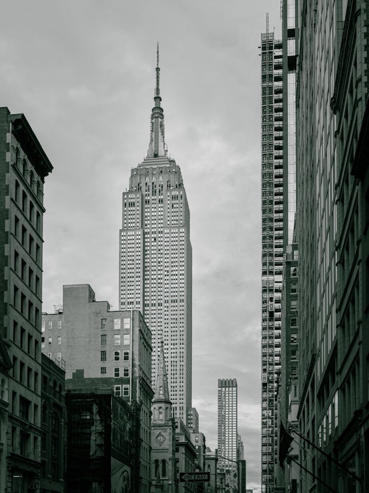 Empire State Building, NY | Black and White Photography