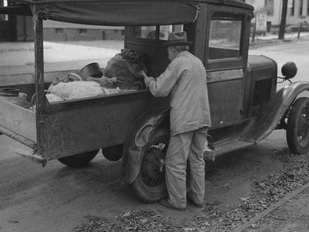 Fruit Vendor, Meriden, Connecticut By Russell Lee