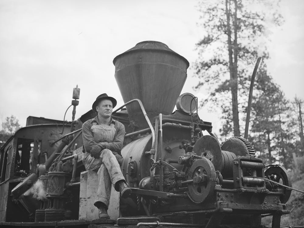 Unbetiteltes Foto, möglicherweise bezogen auf Holzfällerlokomotive und Bediener, Baker County, Oregon von Russell Lee