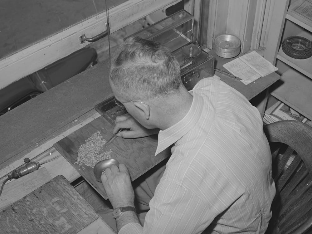 Federal Inspector Of Wheat, Walla Walla, Washington By Russell Lee