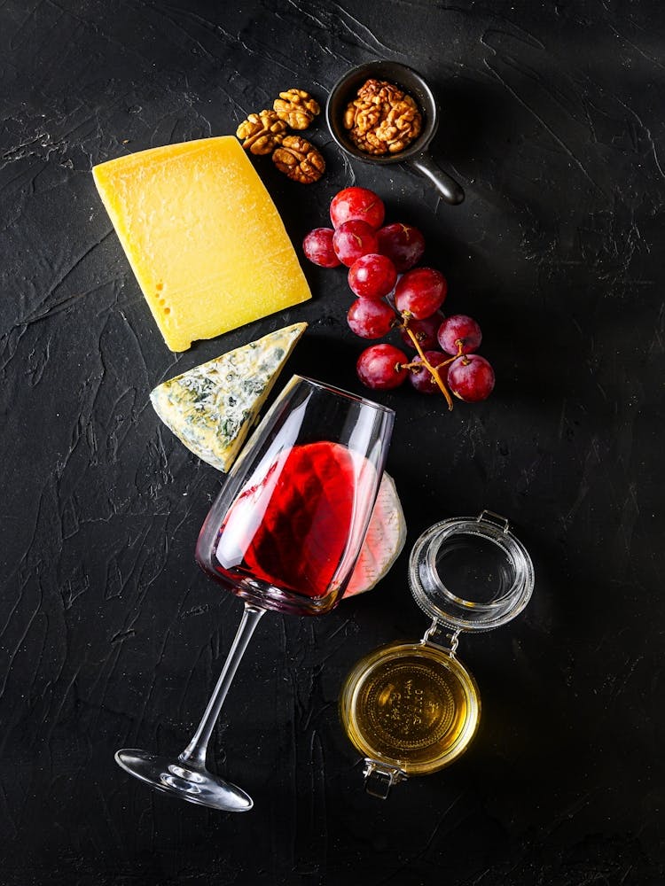 Red wine and cheese — Food kitchen poster/blackboard, photo art