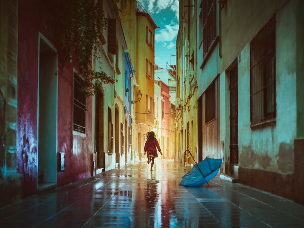 A La Vuelta De La Esquina