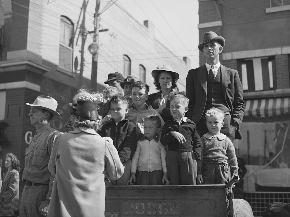 Watching The Parade Which Opened The San Angelo Fat Stock Show, San Angelo, Texas By Russell Lee