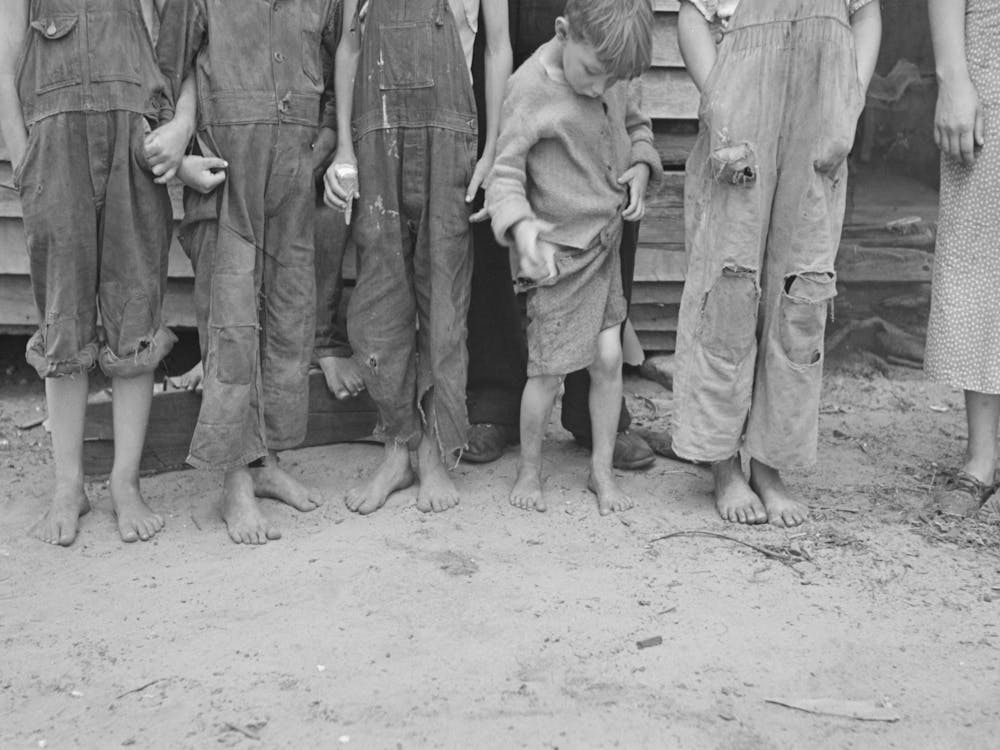 Untitled Photo, Possibly Related To The Earl Taylor Family Near Black River Falls, Wisconsin By Russell Lee