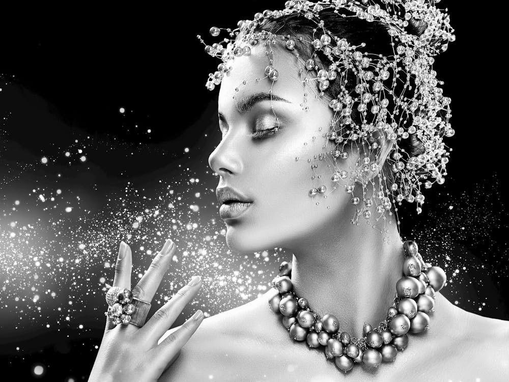 Black And White Portrait Of A Woman 28