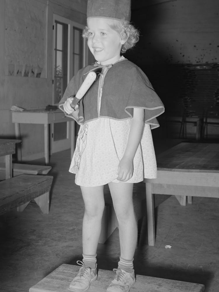 Kleines Mädchen auf den Casa Grande Valley Farms, Arizona, WPA (Work Projects Administration) Vorschule Führend