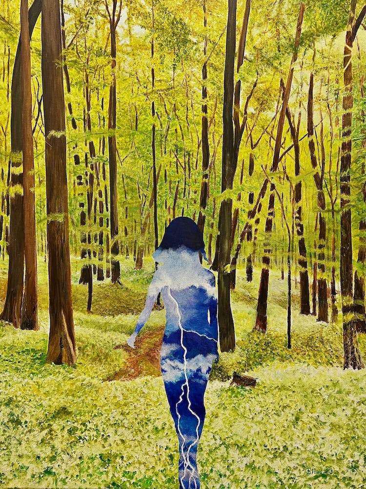 Aus Dem Wald Frau Im Wald Die Regenhimmel Ist