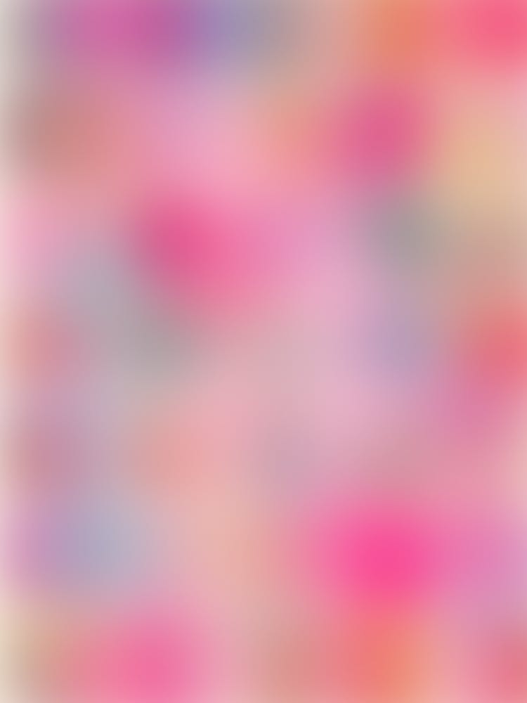 Colors Blooming | 01 – Aura Gradient