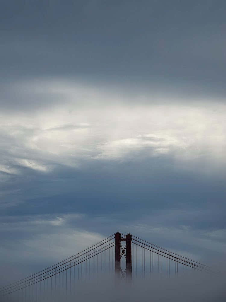 Ponte 25 de Abril Bridge, Lisbon, Portugal