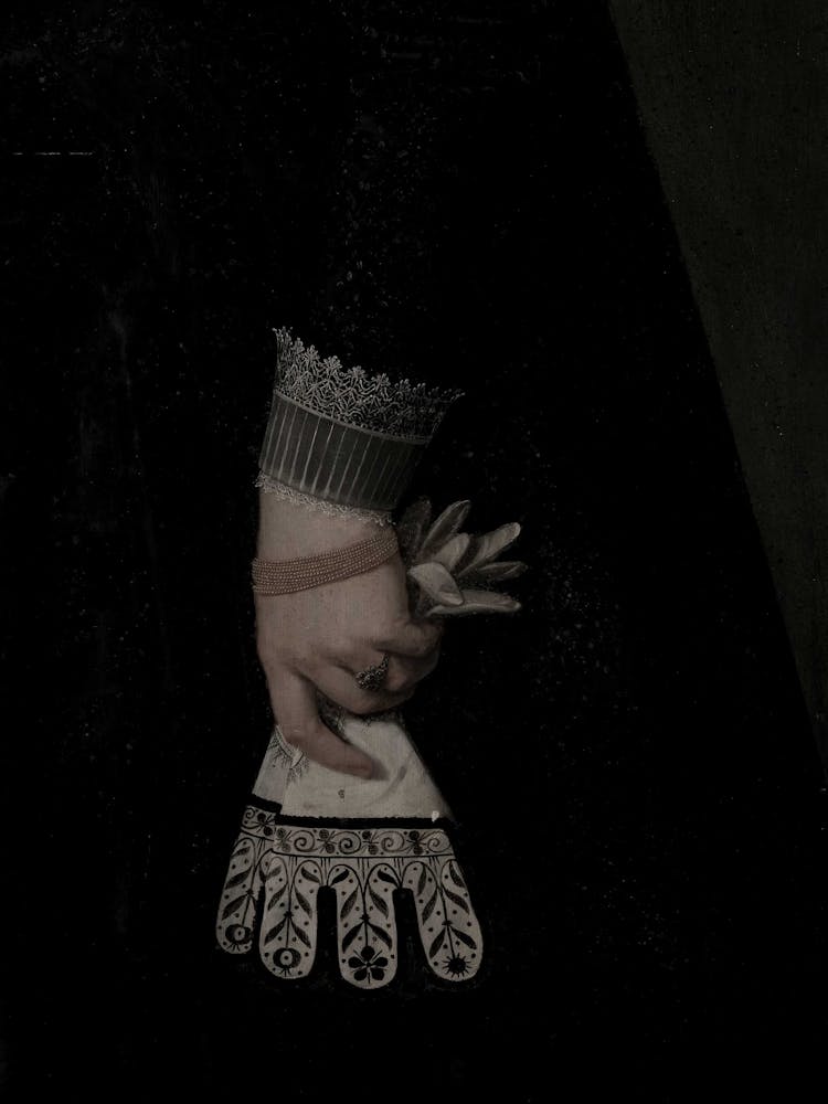 Dame in Schwarz 1