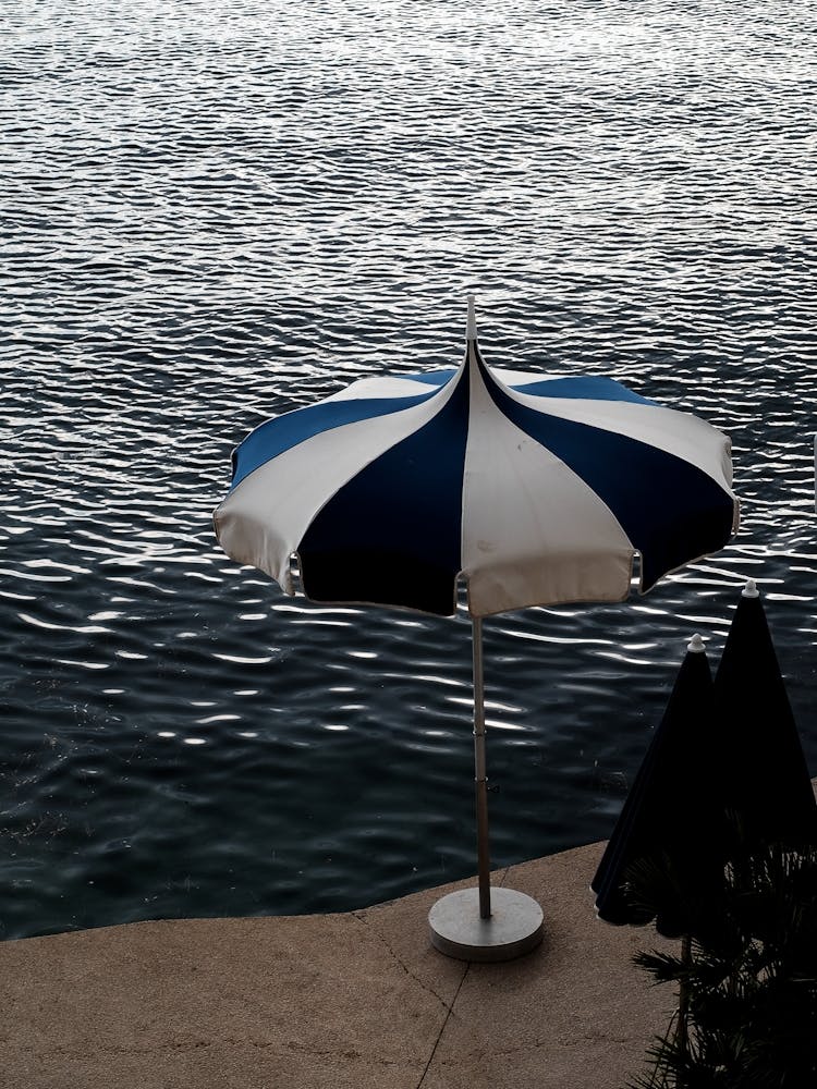 Parasol Perks Antibes