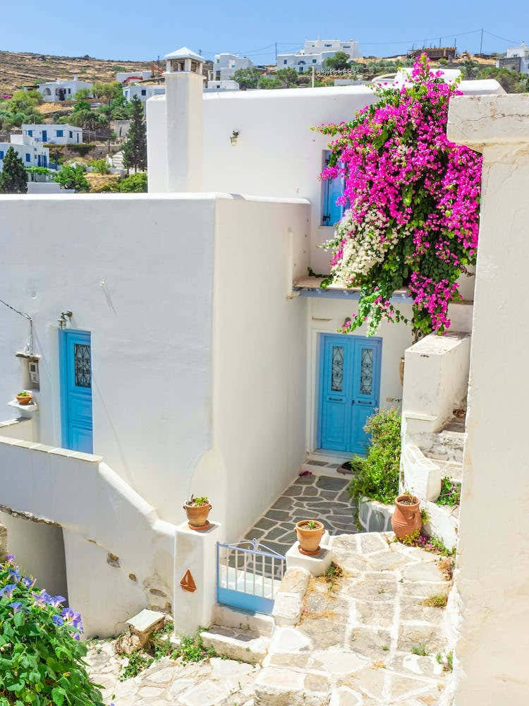 White House In The Cyclades