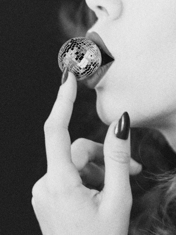 EAT me - Female Disco Lips