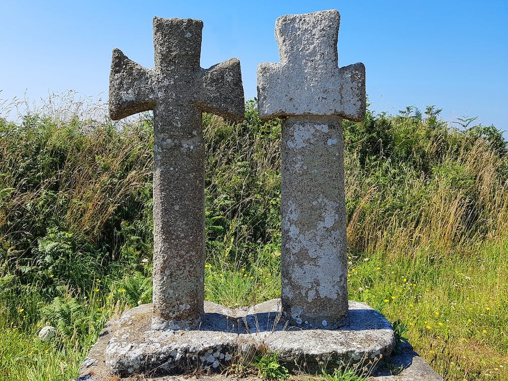 Zwei Kreuze