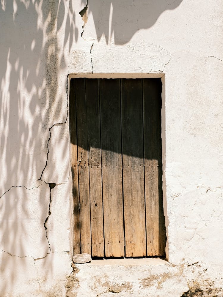 Old Brown Door // Ibiza Travel Photography