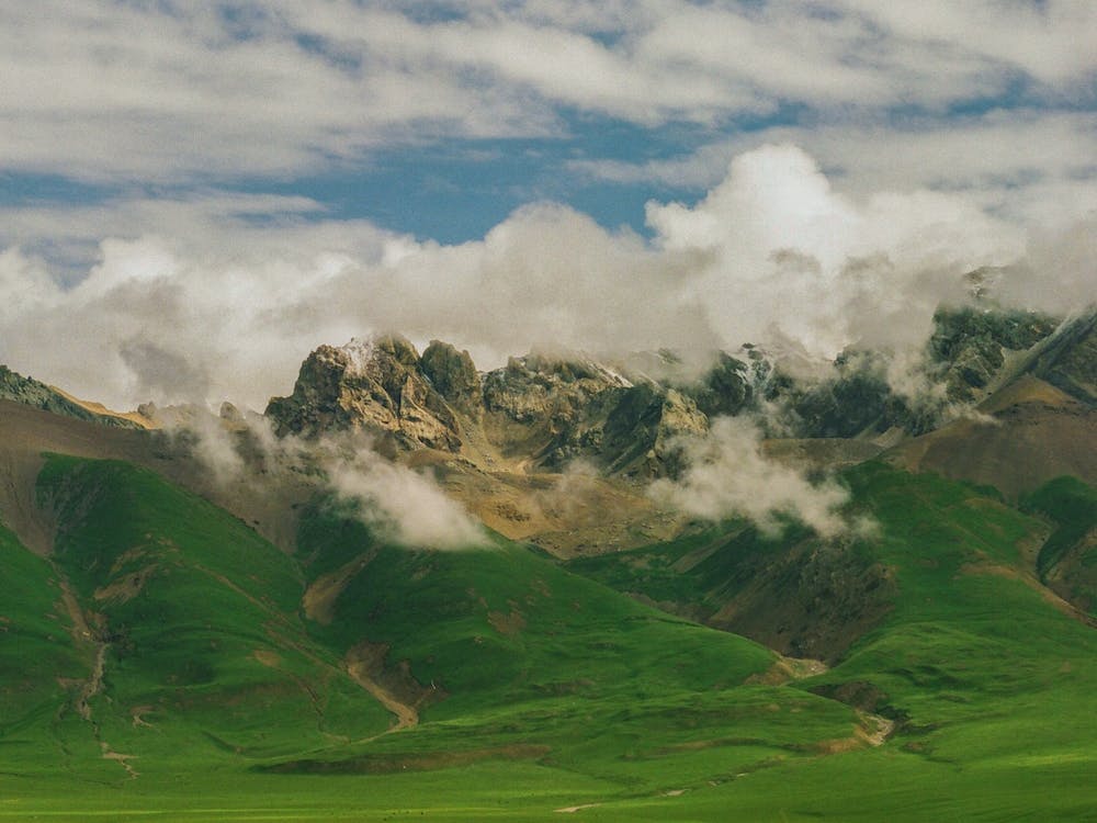 Mountains Of Tibet In Clouds