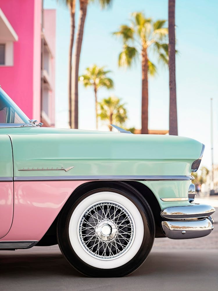 California Dreaming - L.A Retro Car