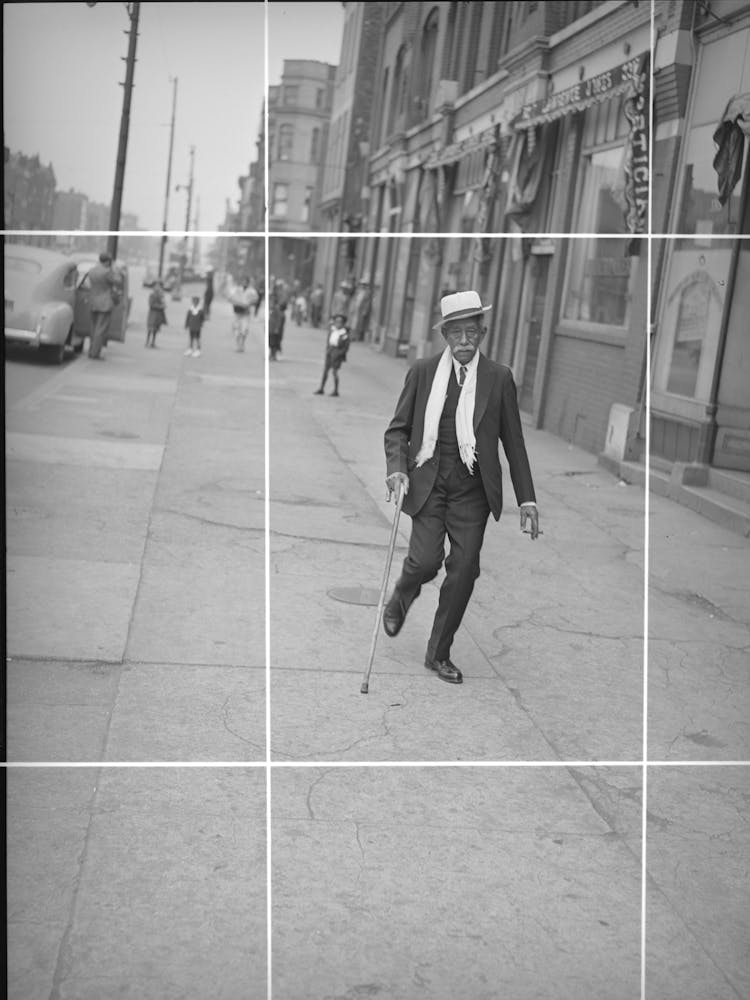 Straßenszene im afroamerikanischen Viertel am Ostermorgen, Chicago, Illinois von Russell Lee