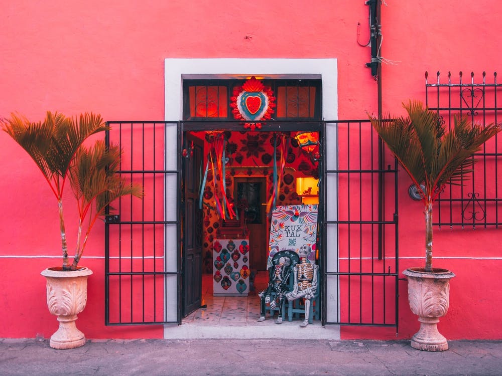 Flamingo Pink Mexico Storefront