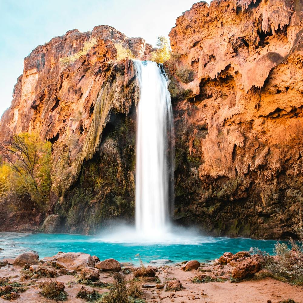 Wüstenoasen-Wasserfall Quadrat