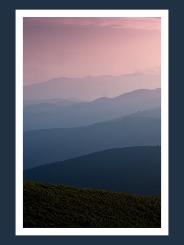 Sonnenuntergang über den Bergen