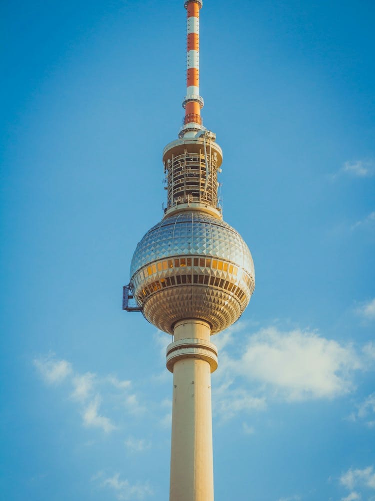 The Tv Tower Of Berlin That Located On The Alexanderplatz 7